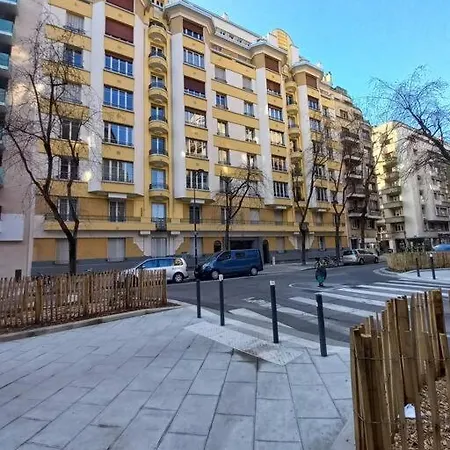 Grenoble Superbe T2 Centre Ville Rue Thiers Γκρενόμπλ
